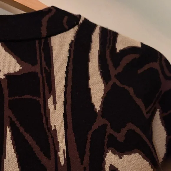 Ted Baker London Mariela Abstract Knitted Jumper - Picture 6 of 9